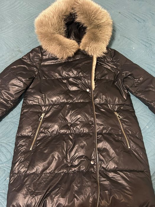Продам куртку женскую