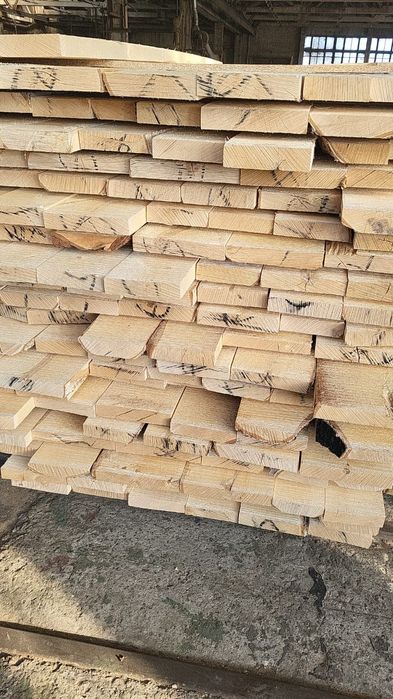 Сухая доска березы для мебели