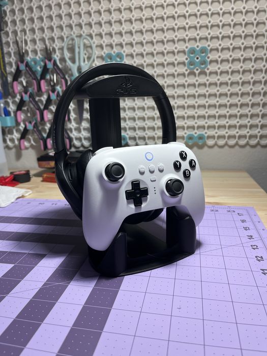 Suport controller PS5 si suport pentru casti