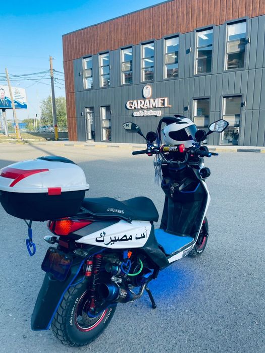 ПРОДАМ МОПЕД лия 165 куб