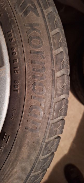 Vând 4 jante și cauciucuri de iarna Opel Astra G