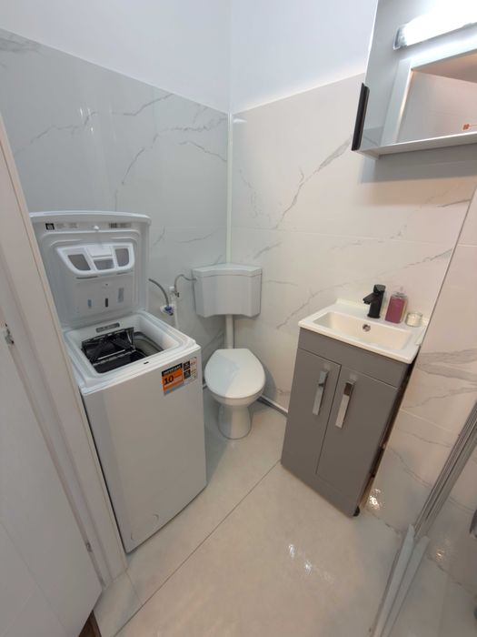 Inchiriez garsoniera zona Expo Transilvania