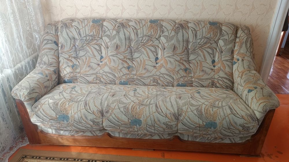Срочно. Диван в отличном состоянии продам!!!