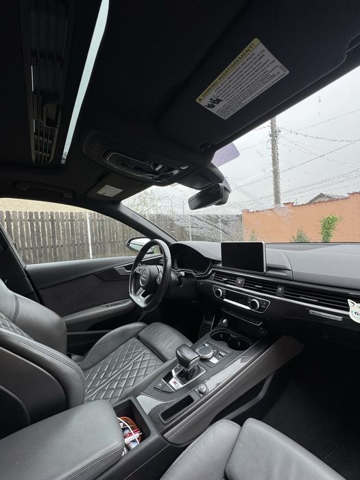 Audi S4 Sedan 3.0 TFSI quattro – 354 CP – 2018 – Automată
