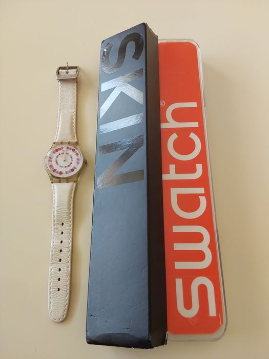 Часовник  SWATCH