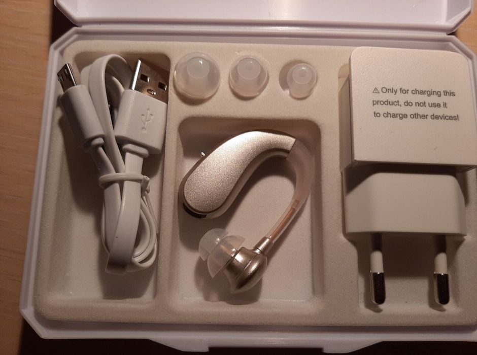 Aparat auditiv cu acumulatori