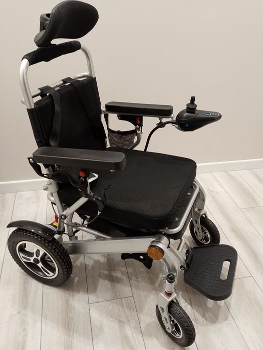 Инвалидная коляска, электрическая, новая, в собранном виде