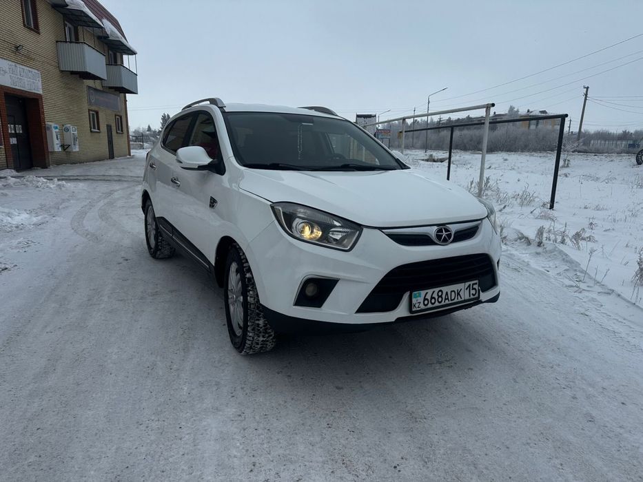 Продам кроссовер Jac s5 в хорошем состояний!