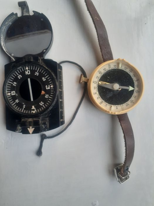 Продаётся советские компасы