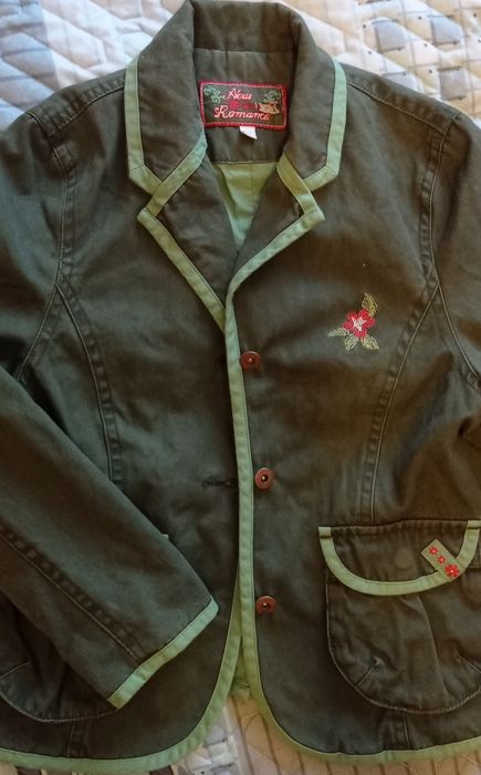 Отдаю куртки детские на осень