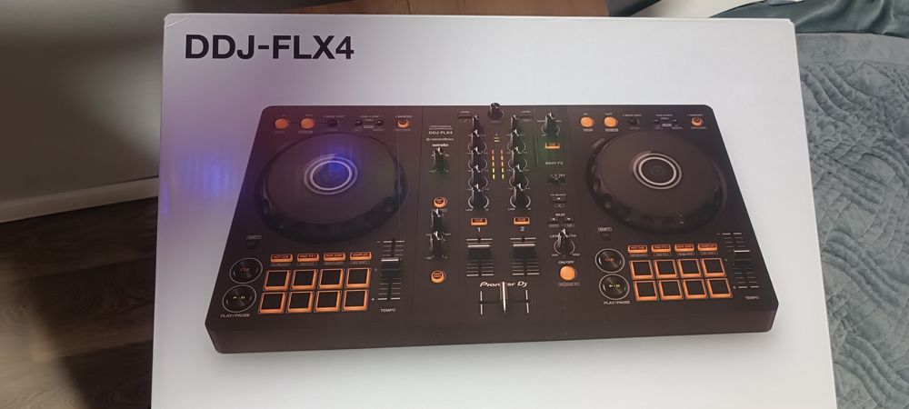 DJ контроллер Pioneer