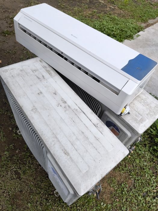 Aer condiționat GREE 12.000 BTU - 2 unități complete sau piese schimb (Compresor, Ventilator)