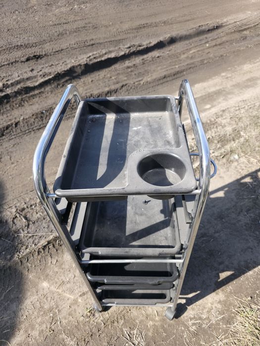 Тележка для парикмахерской