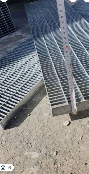 Trepte zincate galvanizate