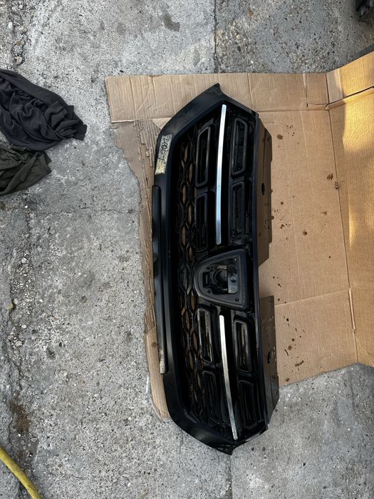 Grilă radiator dacia lodgy.dacia dokker