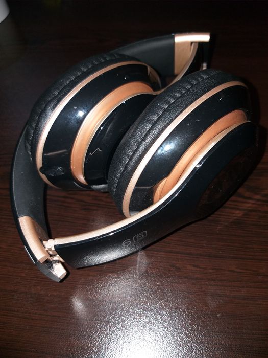 Блутуут слушалки