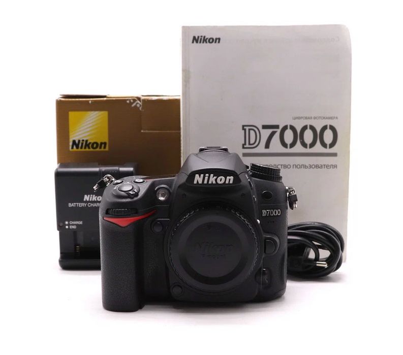 Фотоаппарат Nikon D7000