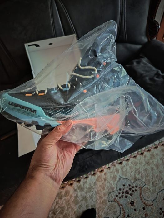 La Sportiva 
Бренд