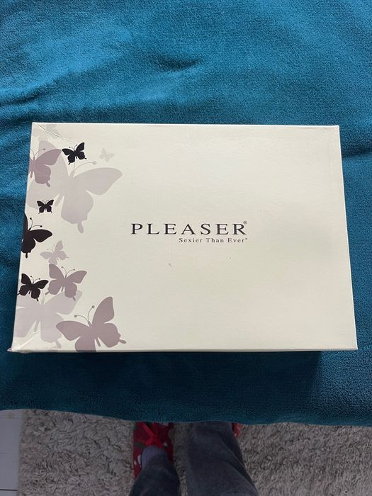 Лачени високи ботуши Pleaser