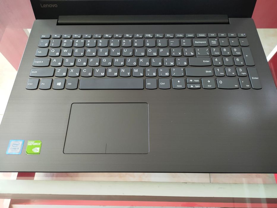 Ноутбук lenovo  .