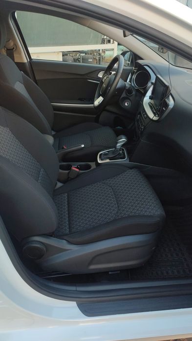 Kia cee'd 2024 года,Газ-бензин