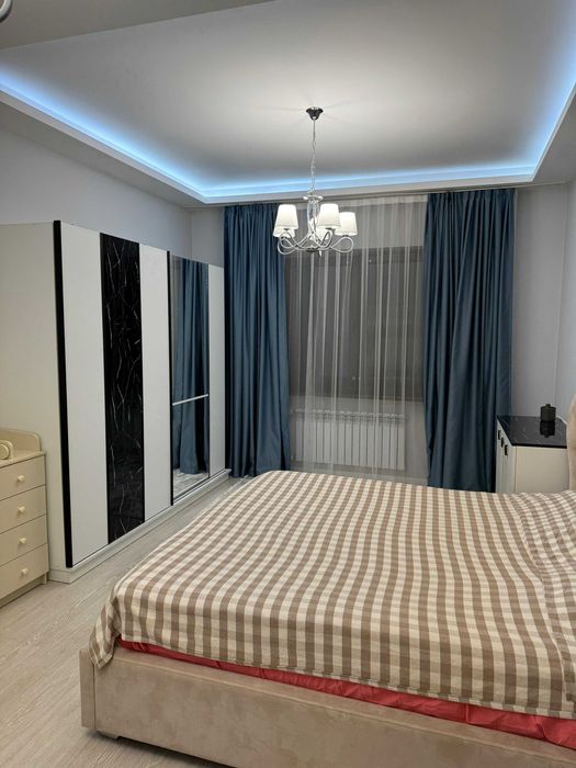 Продам 4-х комн квартиру