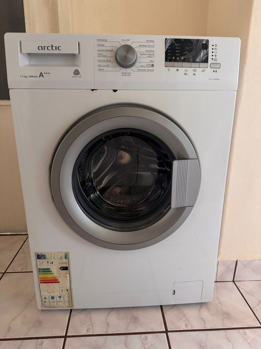 Masina de spalat rufe Slim Arctic