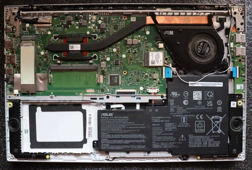 FAC MENTENANTE, REPAR laptopuri,PC-uri,PS4 si Xbox. Fac si build-uri