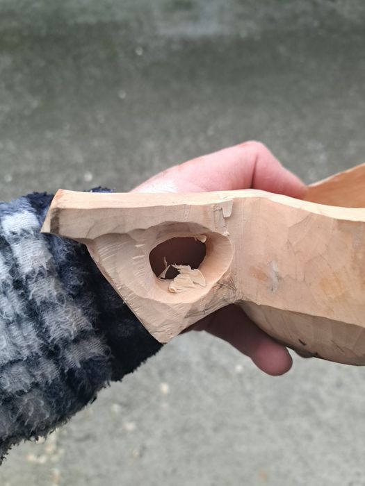 Cauc kuksa din lemn de măr