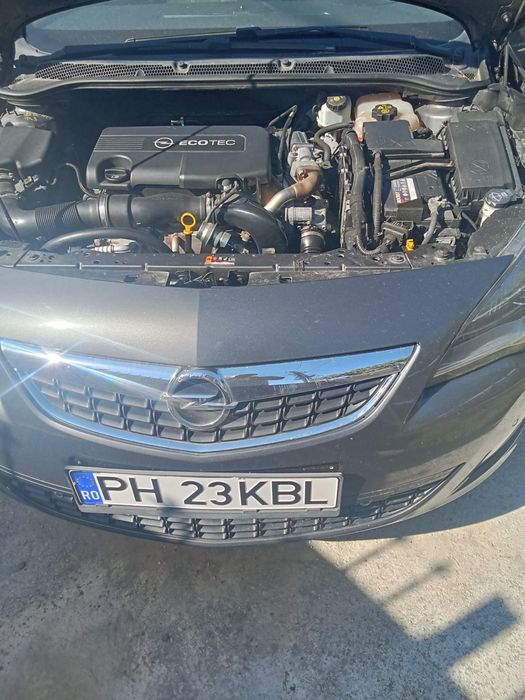 Opel astra j break