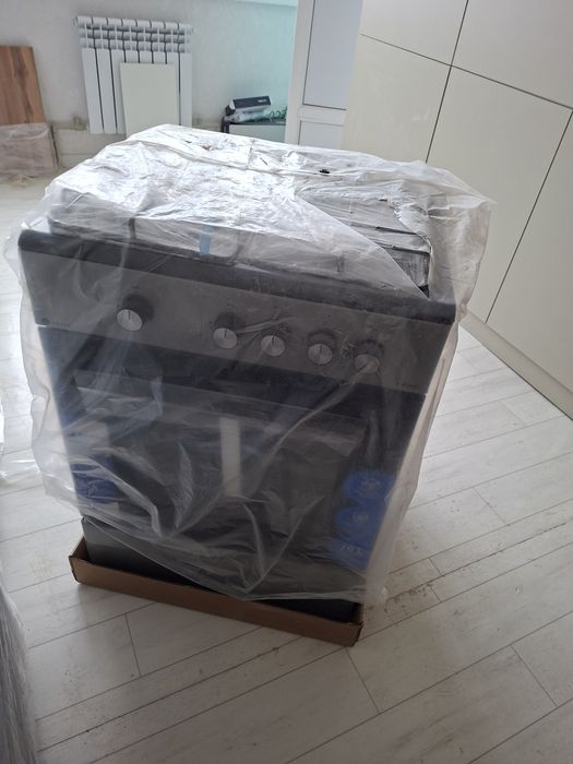 Газ плита с духовкой