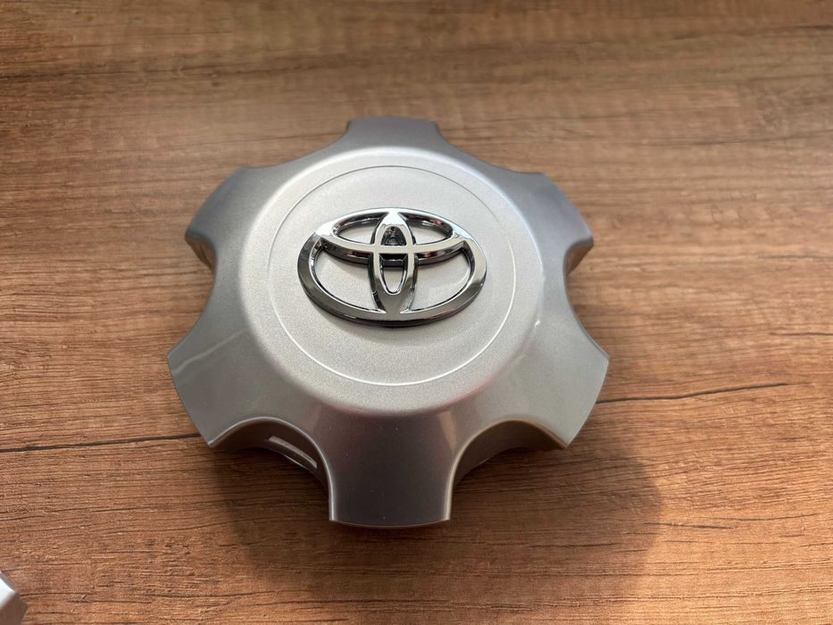Тойота Капачки за джанти 6 болта - 4260B-60160 - toyota