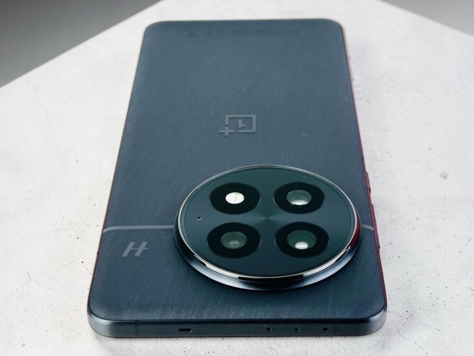 OnePlus 13 5G 256GB 16RAM Black Eclipse Перфектен!Гаранция!