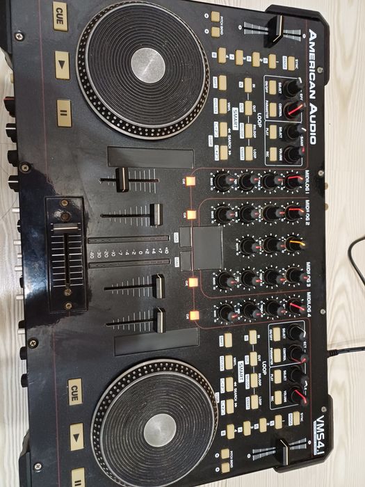 Vând placa Dj American Audio VMS4.1