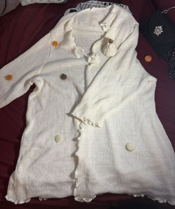 Продавам желетка.