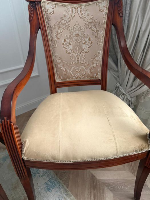 Кресла 2 шт оба за 70000