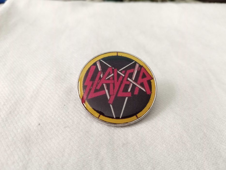 Стари метъл аксесоари. (Медальони, Брошки, Гривни)