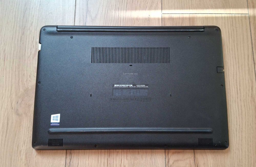 15.6' Dell Latitude 3500 Intel Core i5-8265u/12GB DDR4/256GB SSD/Подсветка