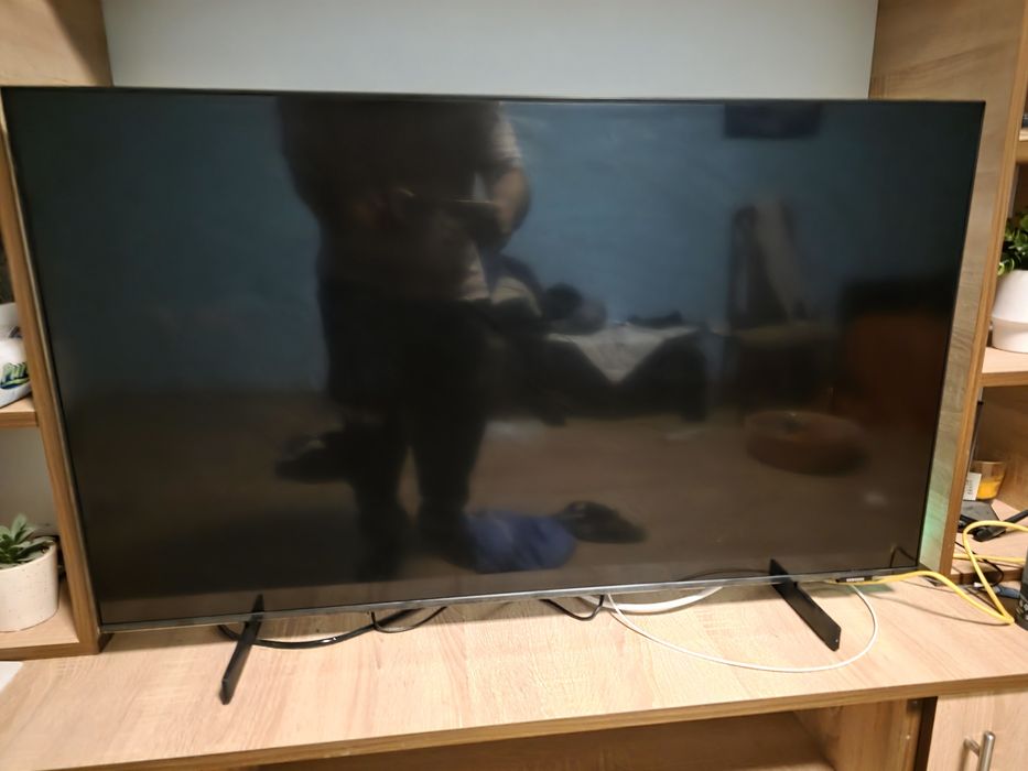 Televizor samsung 108 vand îi a proape ca si nou
