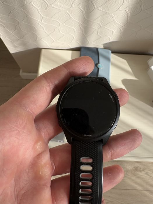 Продам Garmin Forerunner 265