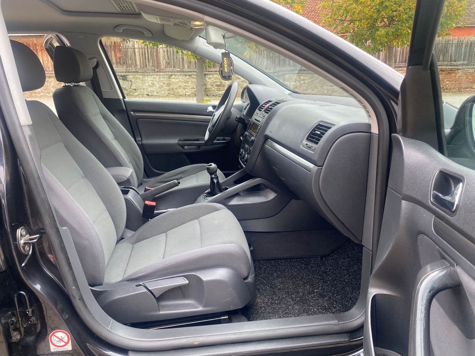 Vw Golf 5 1.6 16V 6+1 viteze 2007 Euro 4 Înmatriculat recent 2950€