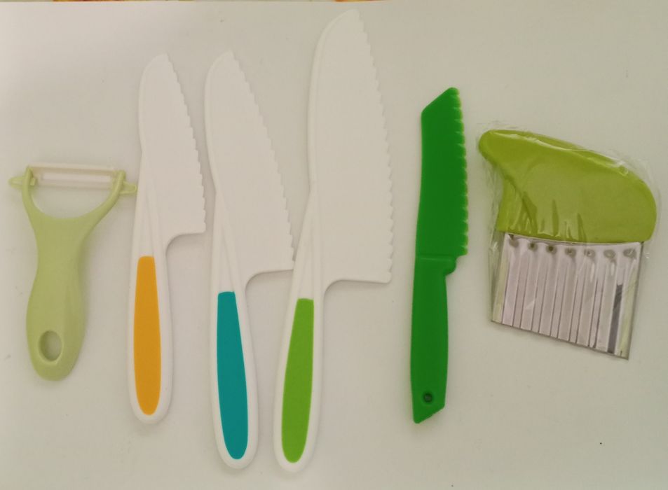 Детски кухненски комплект , детски ножове, детски комплект за рязане