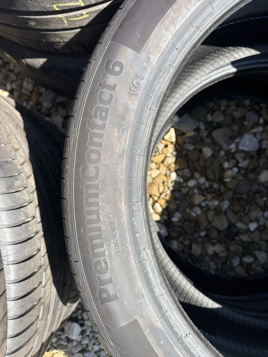 275/40/21 Continental Premium Contact 6