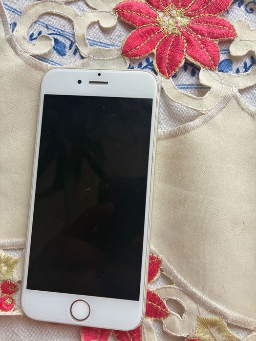 De vânzare iPhone 6S