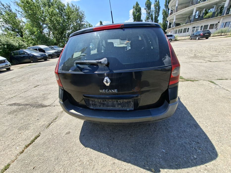Dezmembrez Renault Megane 2 Break 1.6B  2005