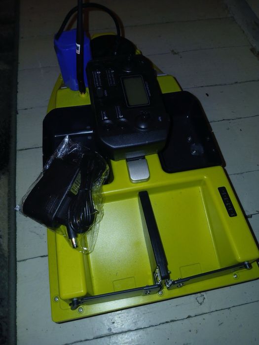 Лодка за захранка