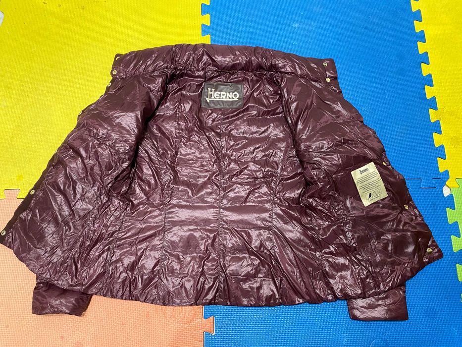 ''HERNO''оригинално дамско пухено яке Л размер