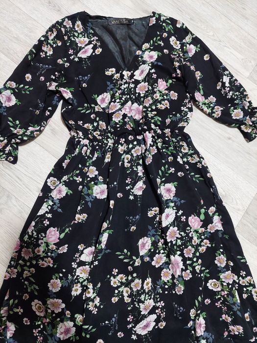 Продам женское платье