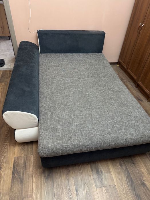 Vand coltar intreg sau pe bucati