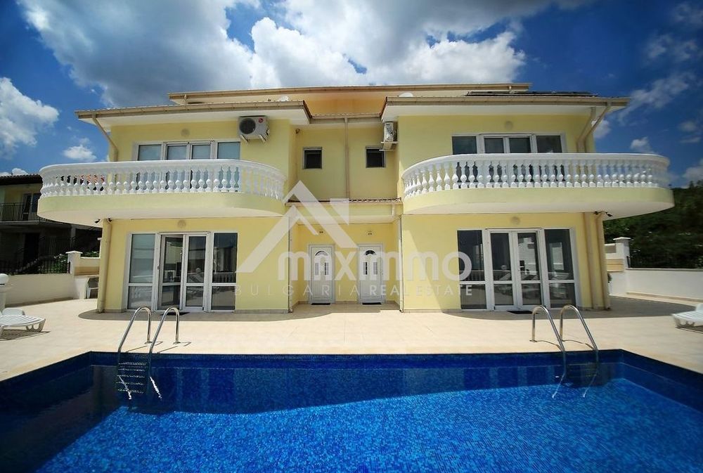 Продава се Къща в Балчик - 465 кв.м за 1054 €/кв.м - Снимка #2